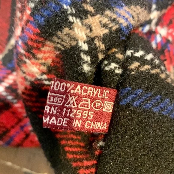 JAMES PAUL PLAID PONCHO NWT - Picture 11 of 12